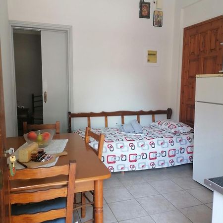 Sophie'S Traditional Hospitality Appartment 莫奈姆瓦夏 外观 照片