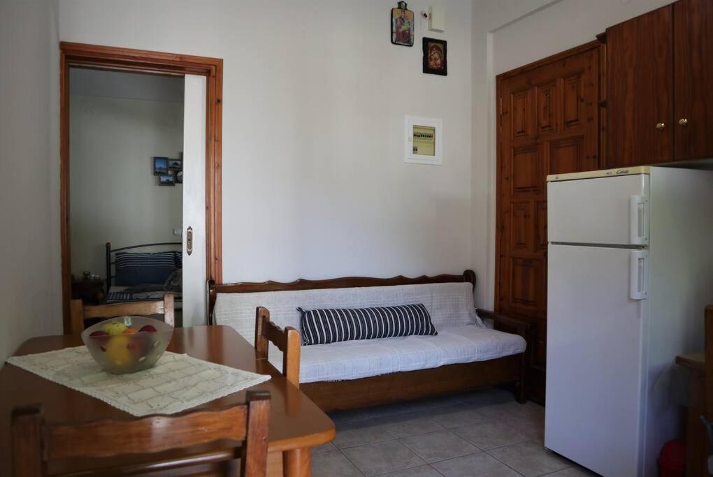 Sophie'S Traditional Hospitality Appartment 莫奈姆瓦夏 外观 照片